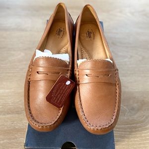 NWT GH Bass Missy DRIVER Penny Loafer Moccasin Tan Leather